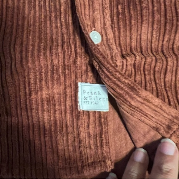 NEW Frank & Eileen Brown Corduroy Button Down Top XS Soft Relaxed Fit Layering - Picture 10 of 13